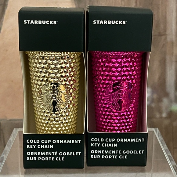 💕💛NEW 🌟 Set of 2 Starbucks 2022 Holiday Metallic Bling Tumbler Keychains - Picture 1 of 6